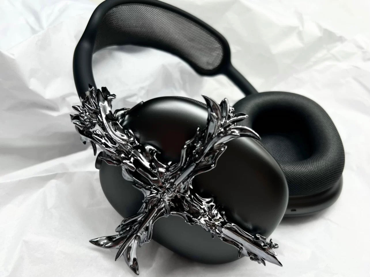 3D printed AirPods Max attachments, fashion accessories, cool fashion accessories, unique accessories, AirPods Max style, AirPods Max fashion, fashion inspiration, fashion ideas, fashion outfit